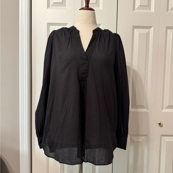 LOFT Tops - LOFT NWT Black Peasant Style Relaxed Long Sleeve Blouse.